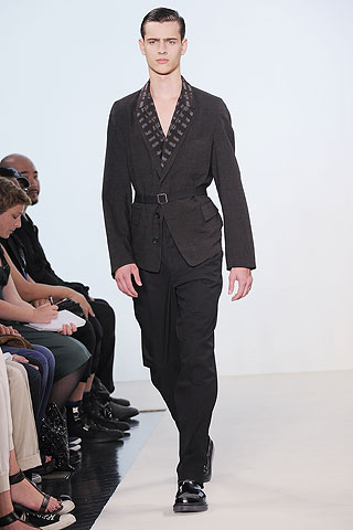 Yves Saint Laurent / - 2011